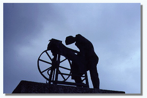 afiador.GIF (90919 bytes)